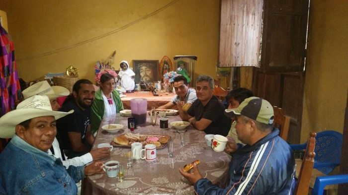 In Gespräch mit Leonardo Duran und Kaffeeproduzenten 